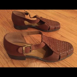 Cabin creek women’s sandals sz 6.5M